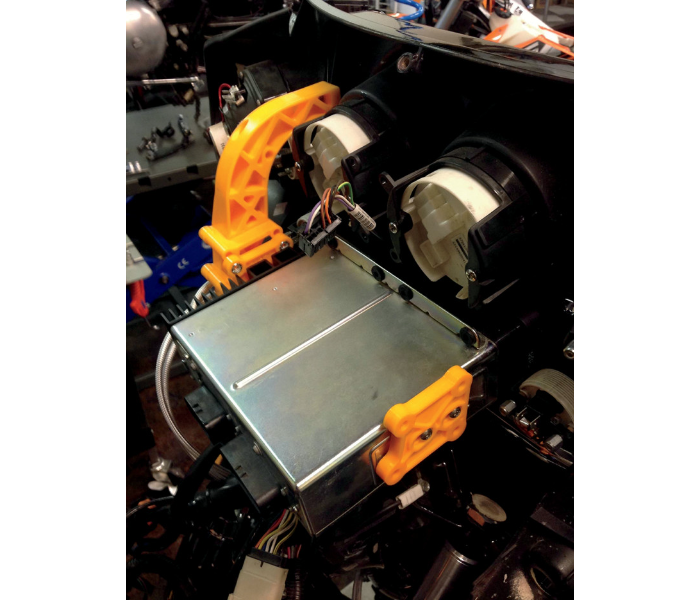 ALLOY ART - Strong Arm Fairing Support Bracket